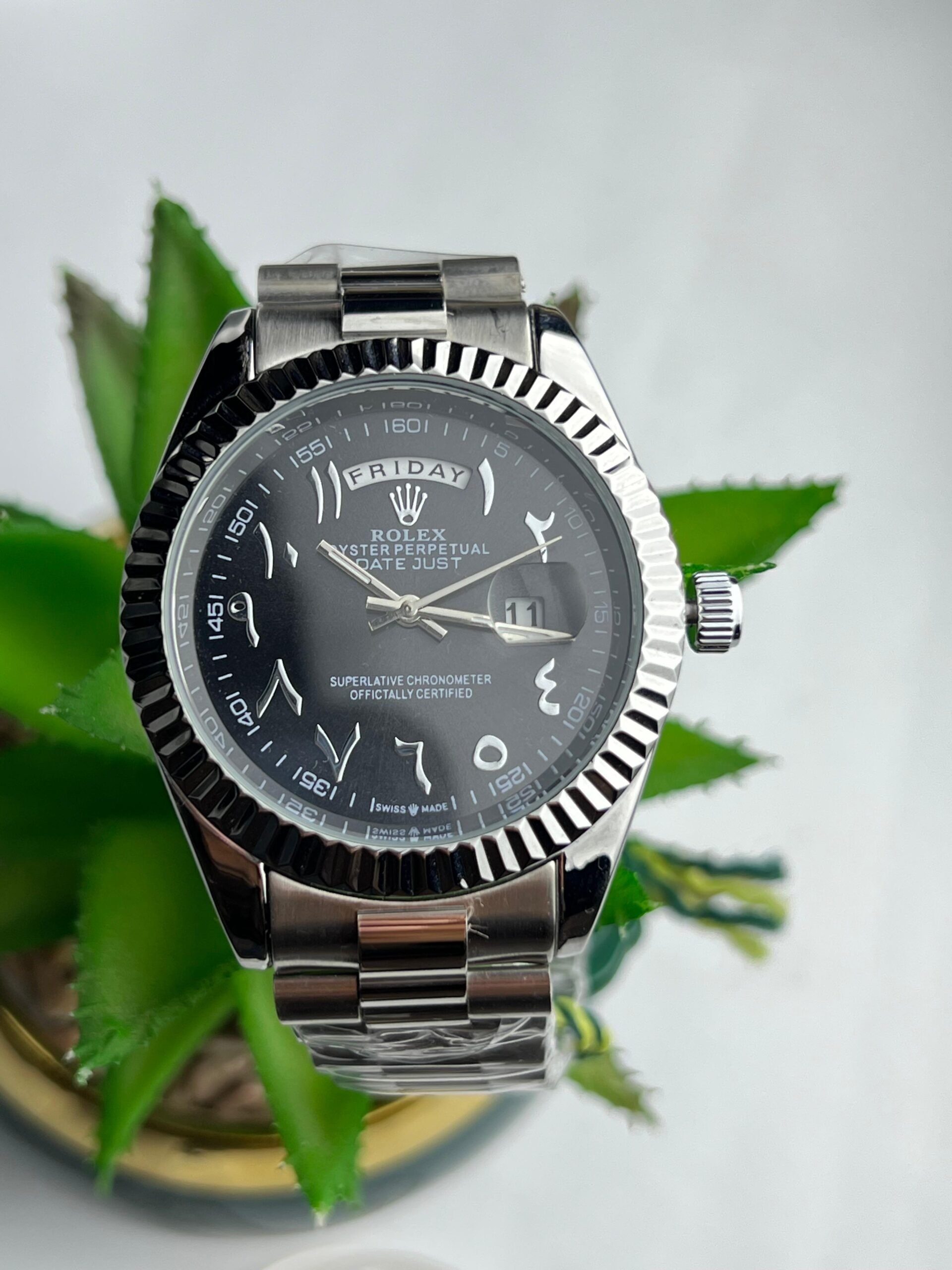 Men's Silver-Tone Black Dial Eastern Arabic Numerals W