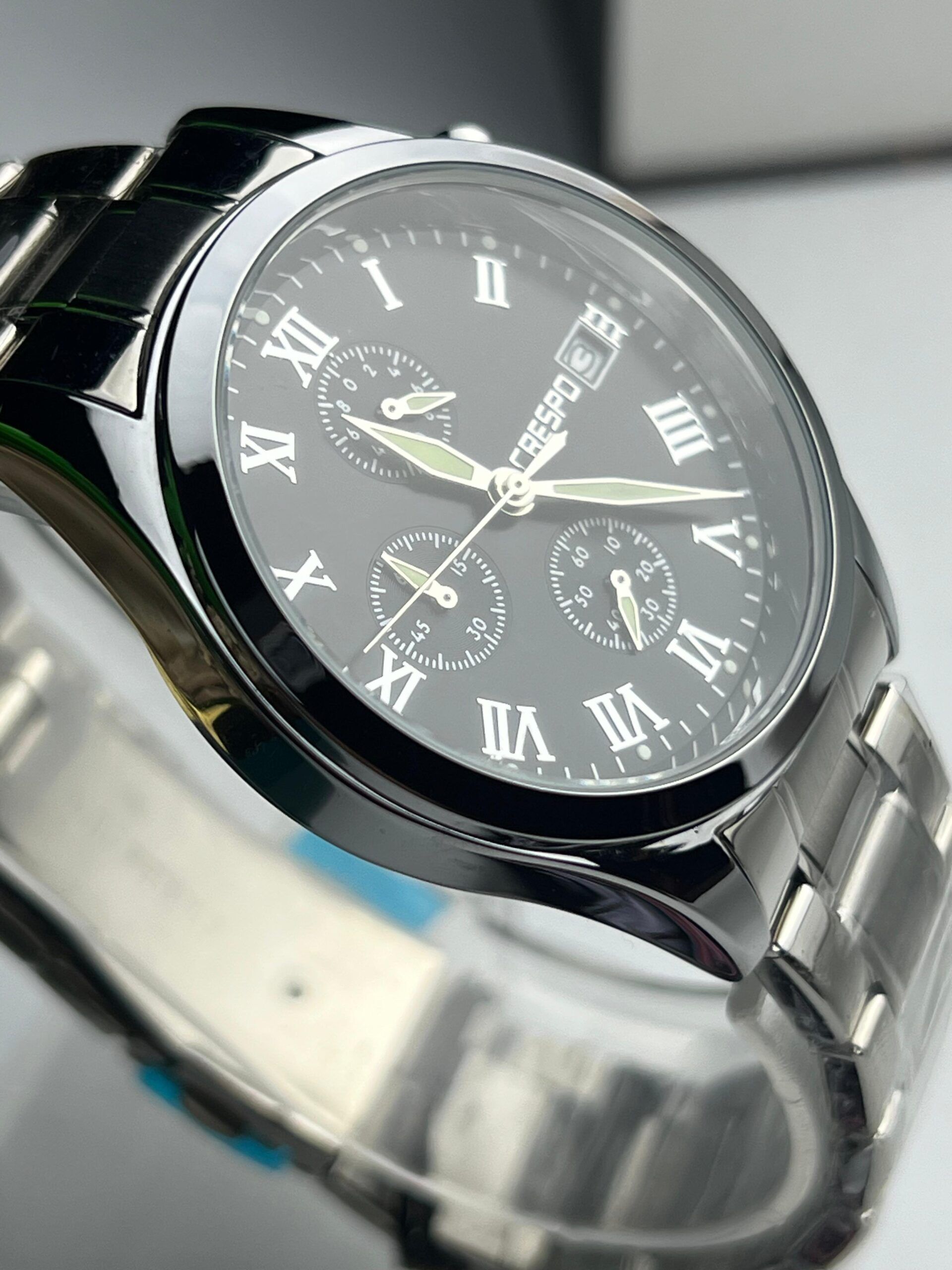 Luxury Chronograph Watch for Men - Crystal Markers, Date & Sub-Dials - Image 11